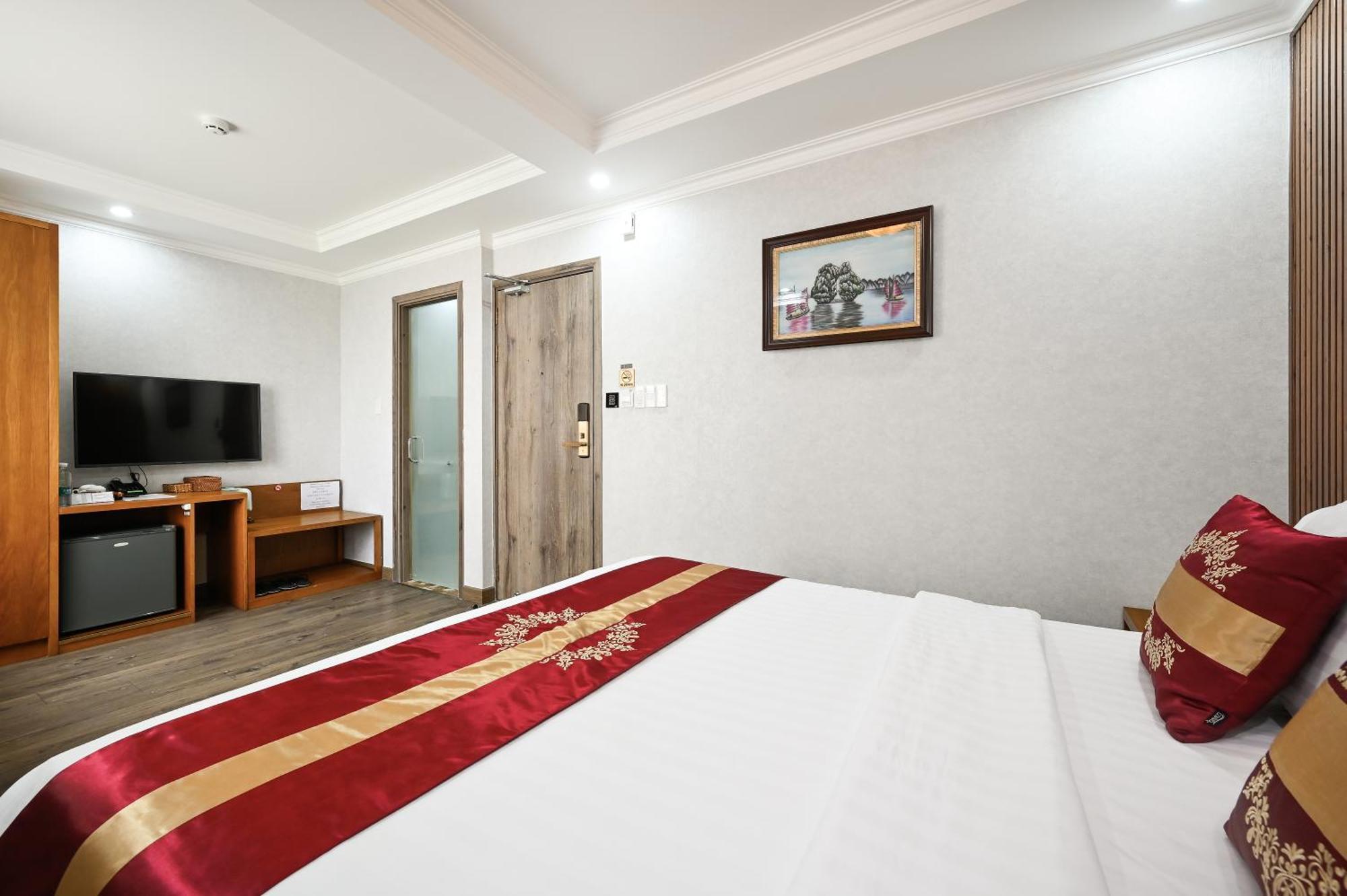 The River Park Hotel Хошимін Екстер'єр фото