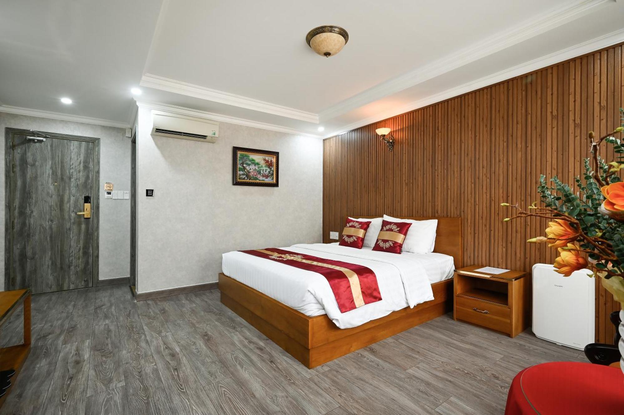 The River Park Hotel Хошимін Екстер'єр фото