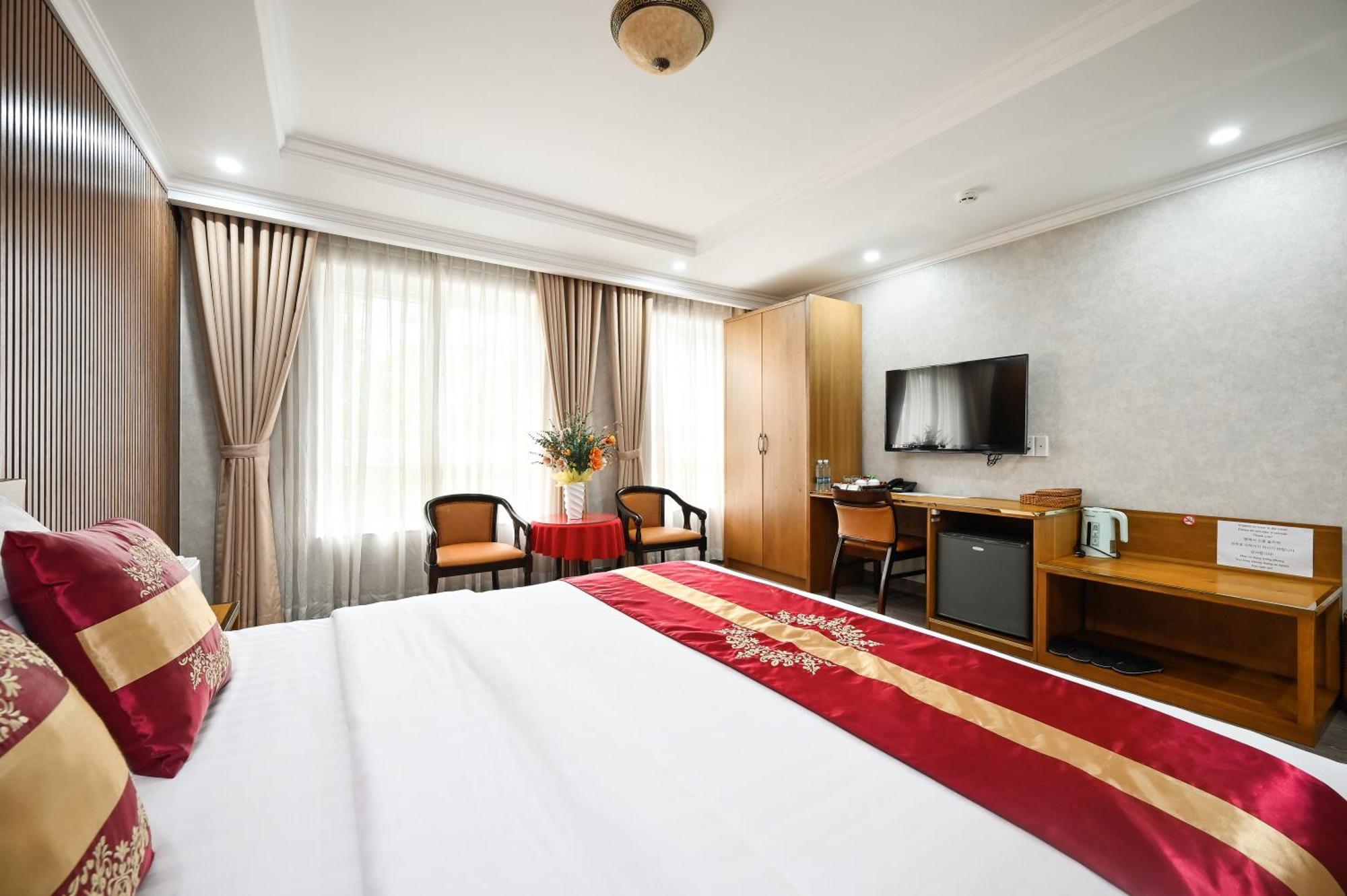 The River Park Hotel Хошимін Екстер'єр фото