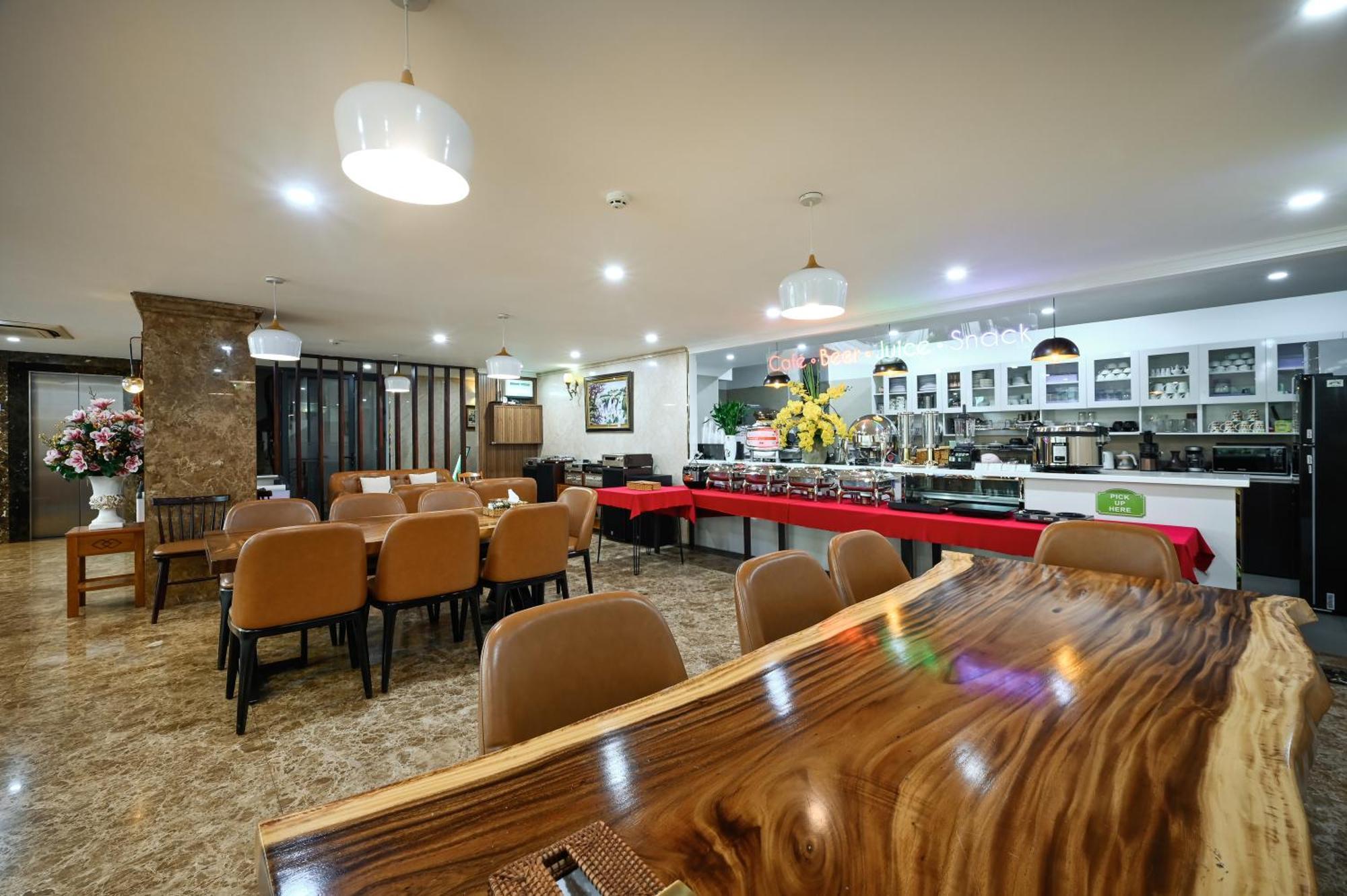 The River Park Hotel Хошимін Екстер'єр фото